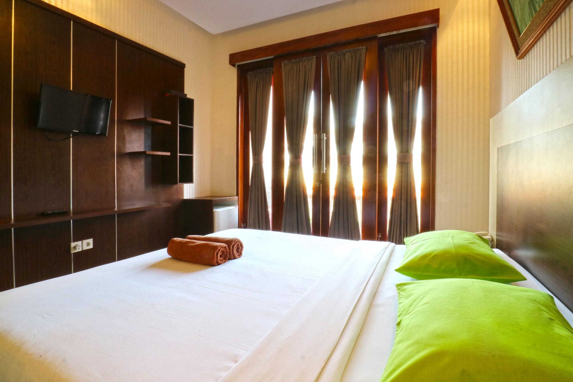 D'Astri Guesthouse Sanur Redpartner Denpasar  Exterior photo