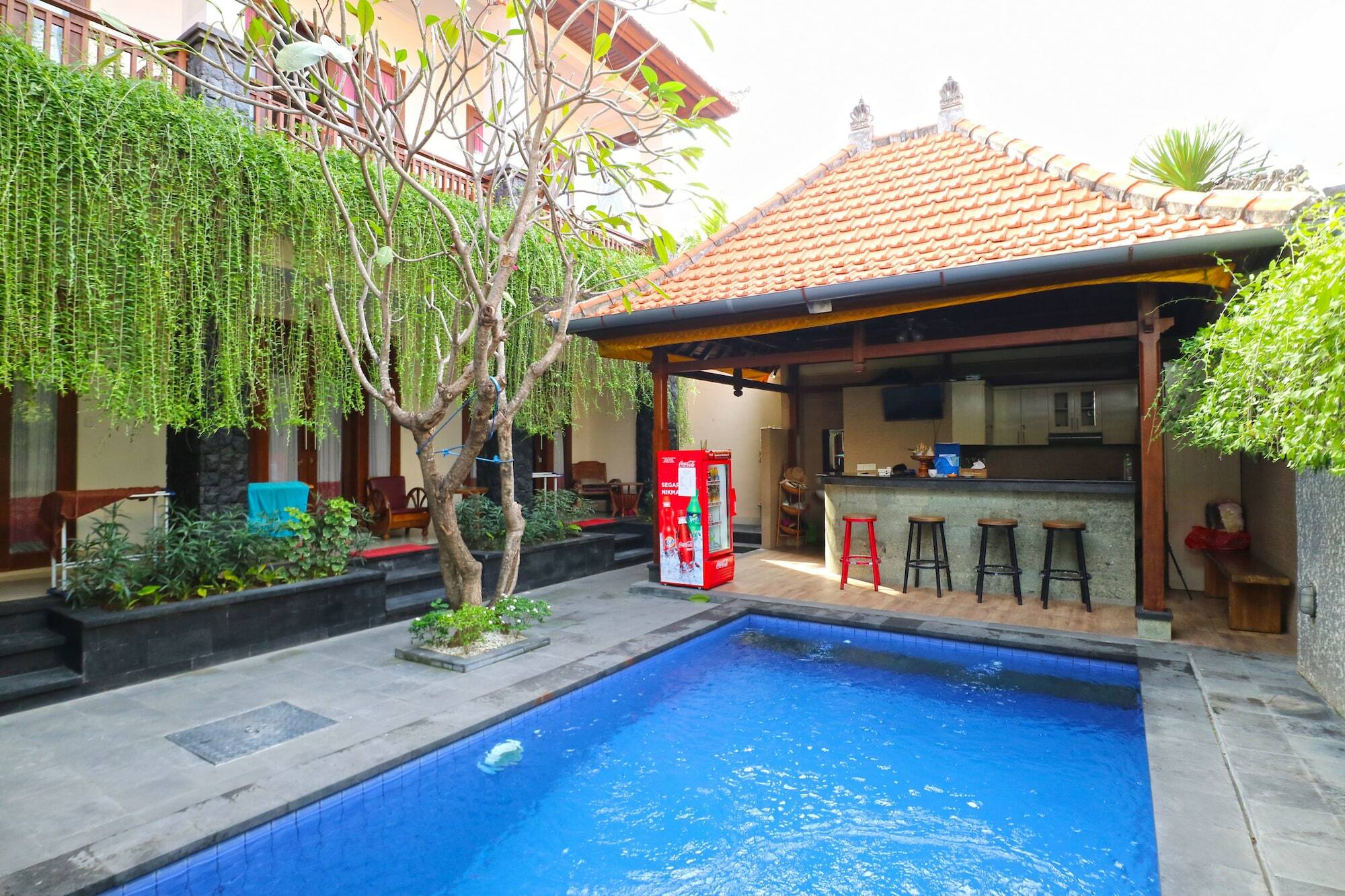 D'Astri Guesthouse Sanur Redpartner Denpasar  Exterior photo
